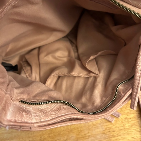 Stone & Co Blush Crossbody Bag with Adjustable Strap - Picture 5 of 12